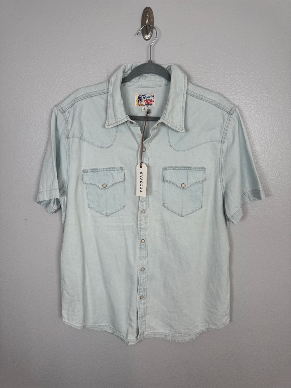 Tecovas Pale Blue Men’s Denim Short Sleeve Pearl Snap New With Tags size Large - Picture 3 of 8